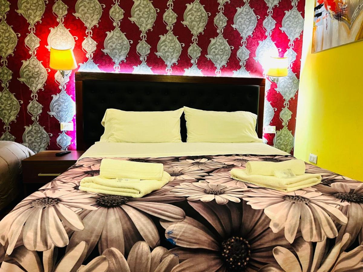 Holiday Rome Guesthouse Buitenkant foto