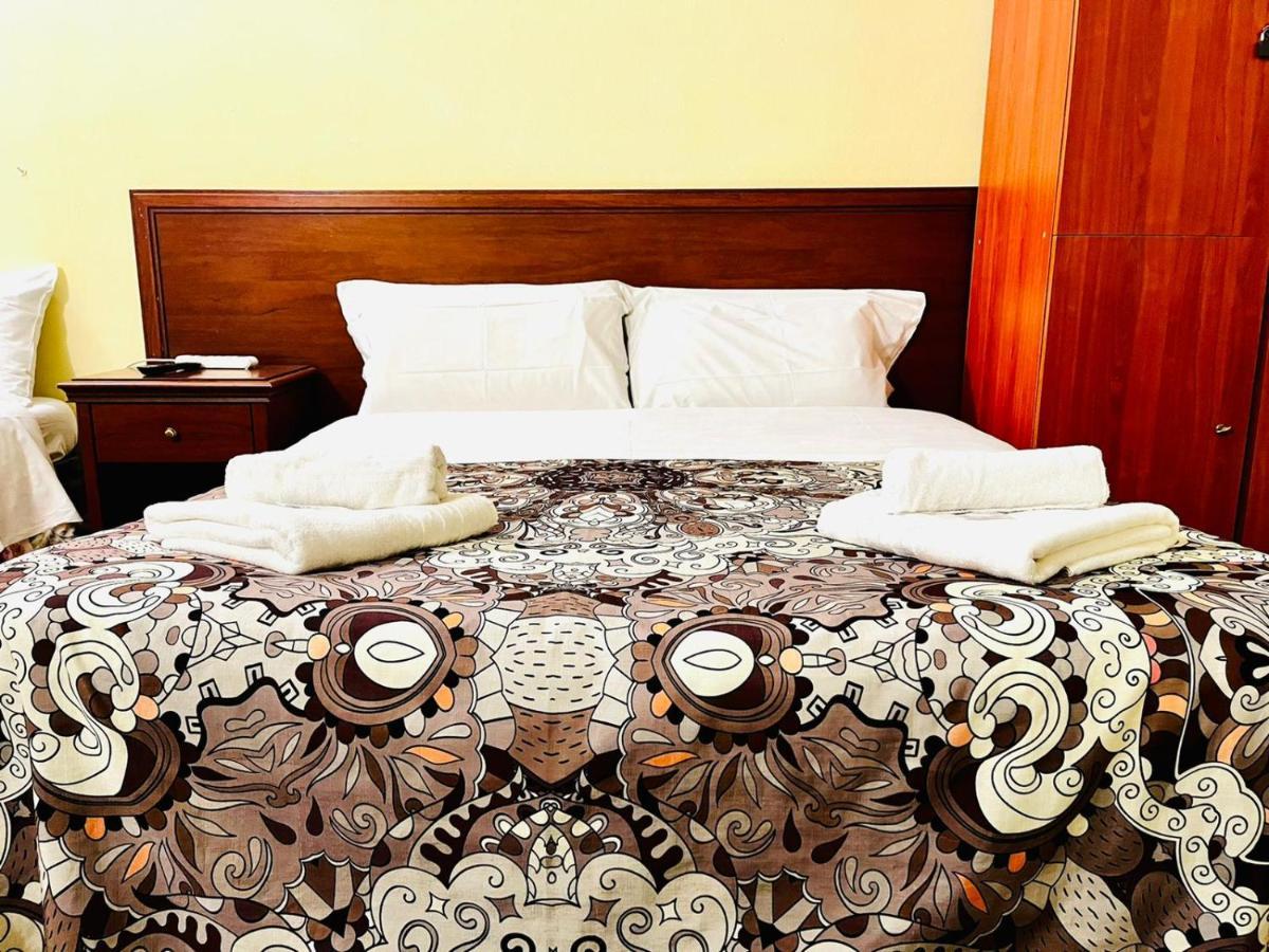 Holiday Rome Guesthouse Buitenkant foto
